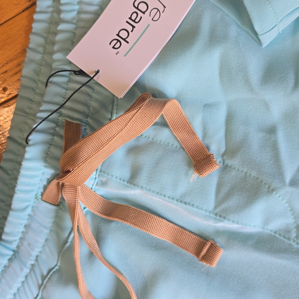 Light Blue Scrub Set Ocean Tide Garde Malade MEDIUM Petite NEW Rosie Gabrielle - Picture 3 of 6